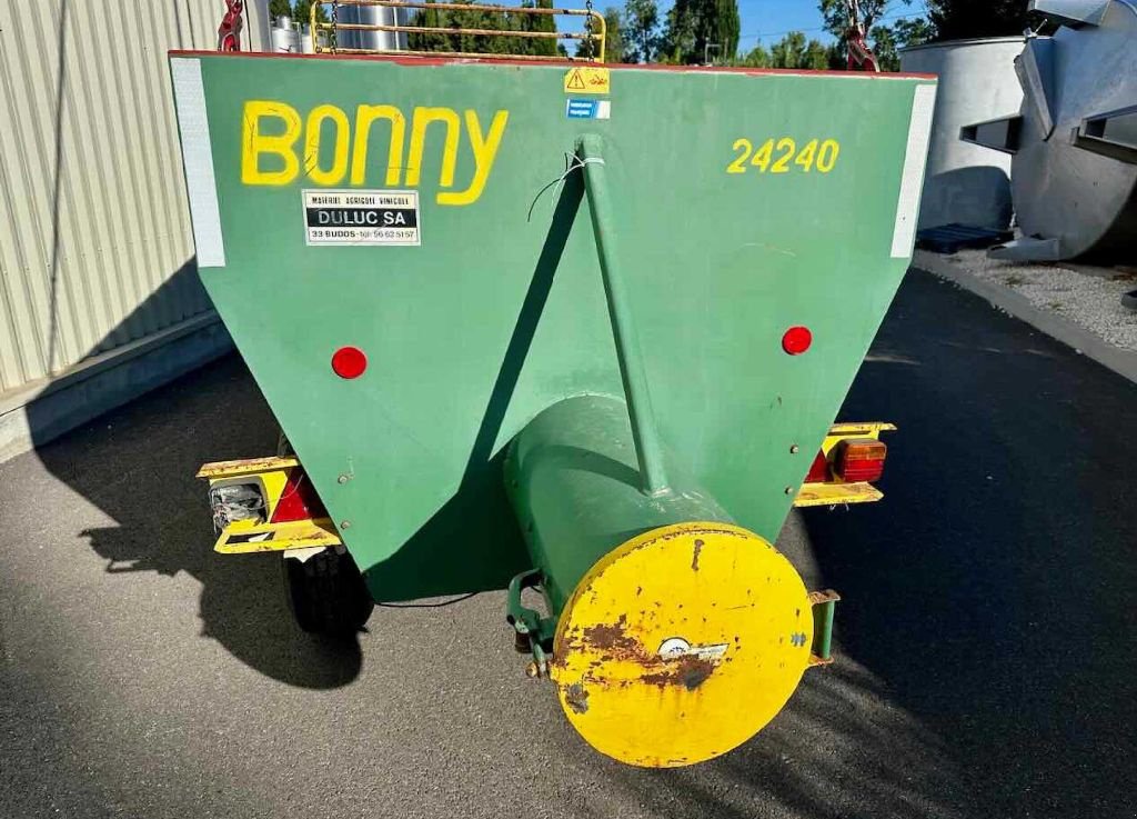 Maischewagen des Typs Sonstige | Benne à vendange - Basculante - 30 HL, Gebrauchtmaschine in Monteux (Bild 2)